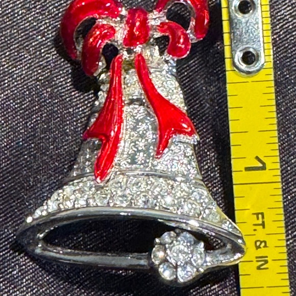 Authentic Swarovski Crystal & Red Enamel Brooch Stamped - Picture 9 of 9